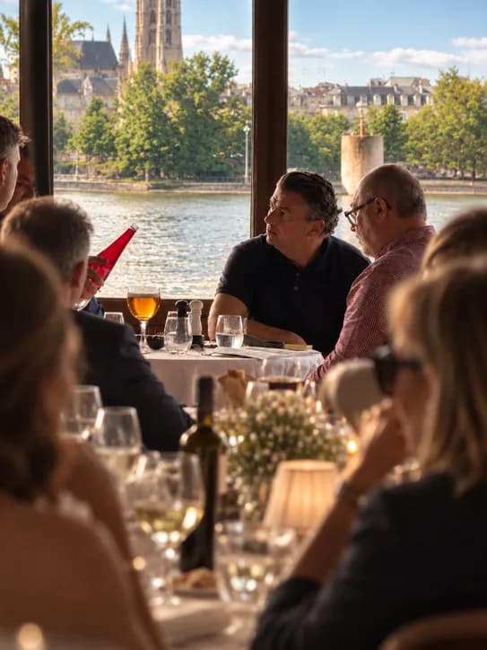 Grande tablée face à Bordeaux